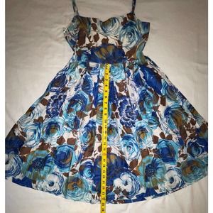 Trina Turk Mulit Color Midi Sundress Size 5